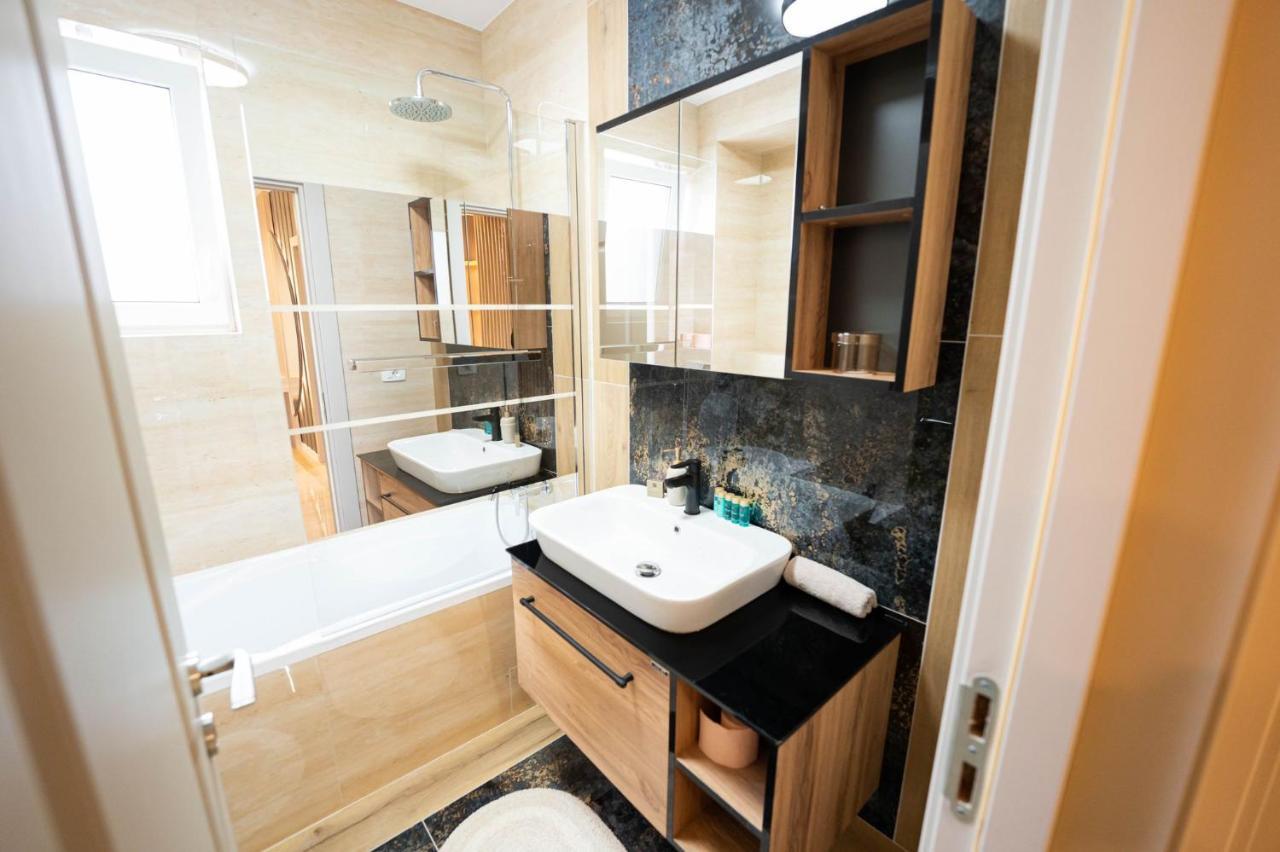 Filadelfia Apartment Suceava Ngoại thất bức ảnh